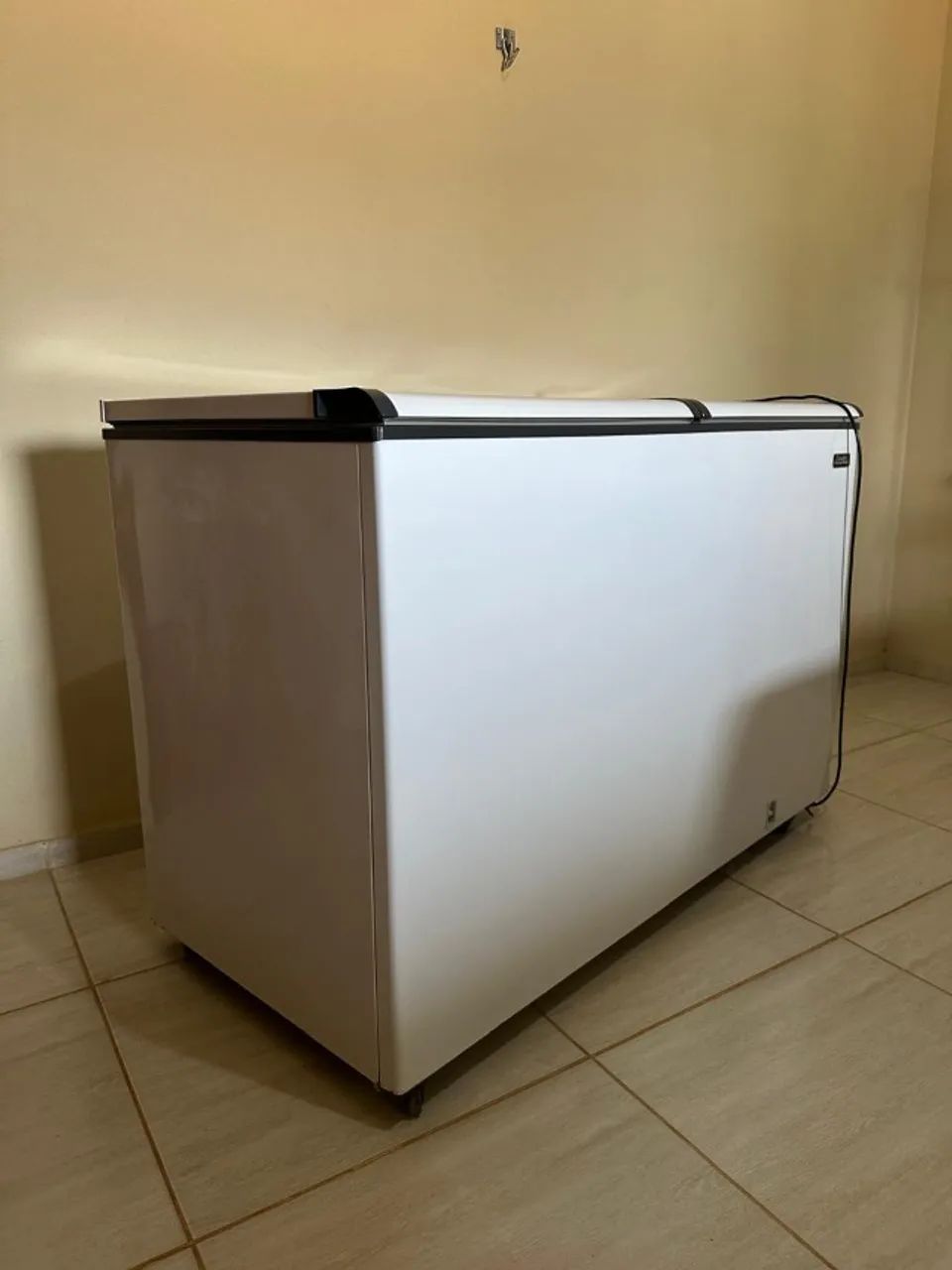 Freezer Horizontal ESMALTEC - Foto 2