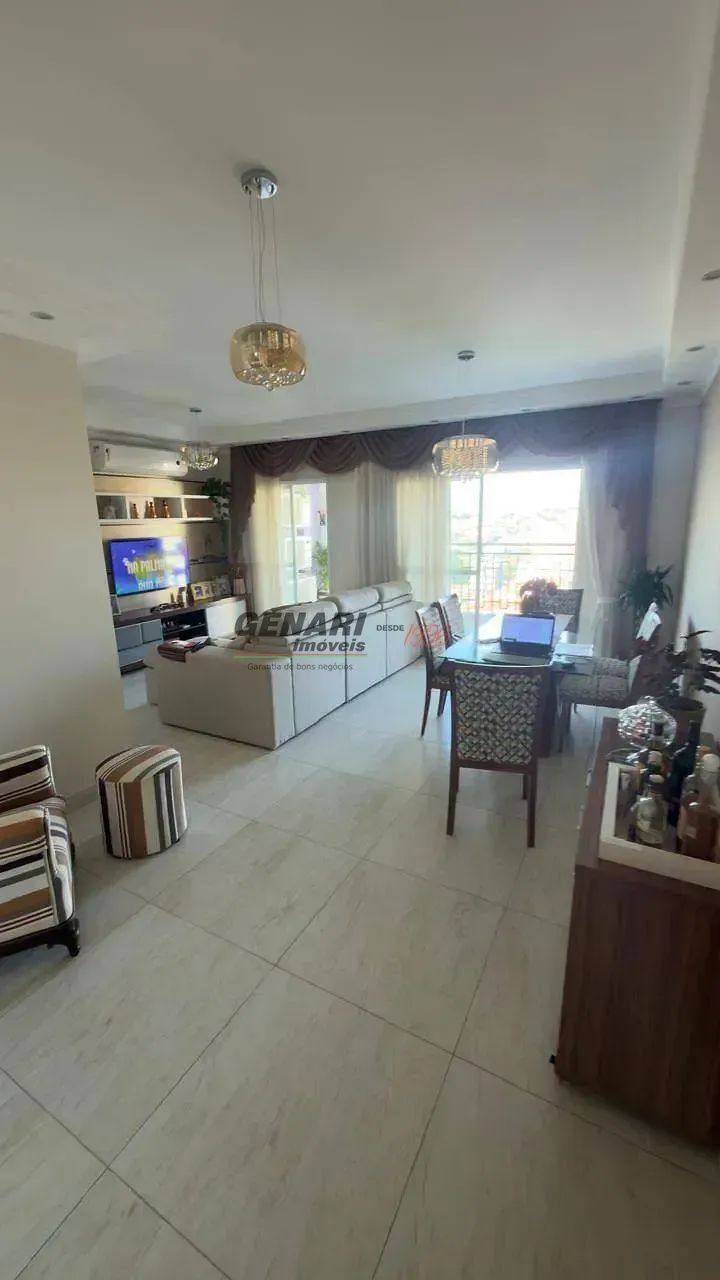Apartamento no Centro com 3 quartos sendo 2 suítes e ampla varanda gourmet