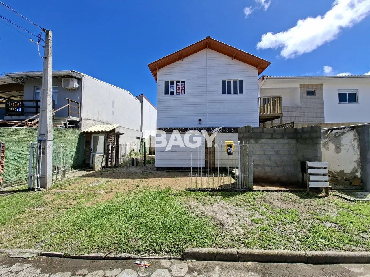 Excelente Apartamento 1 dormitório(s) em Carianos - Florianópolis