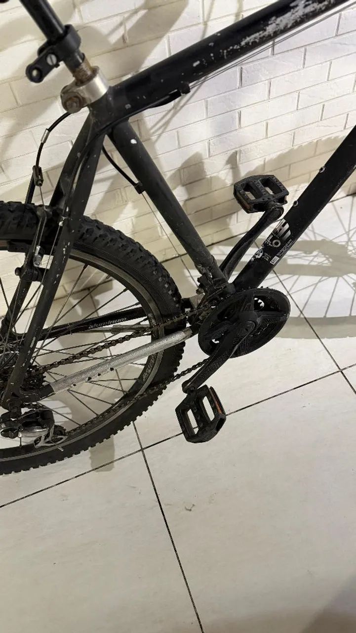 Bicicleta aro 26 (Quadro de alumínio) - Foto 3