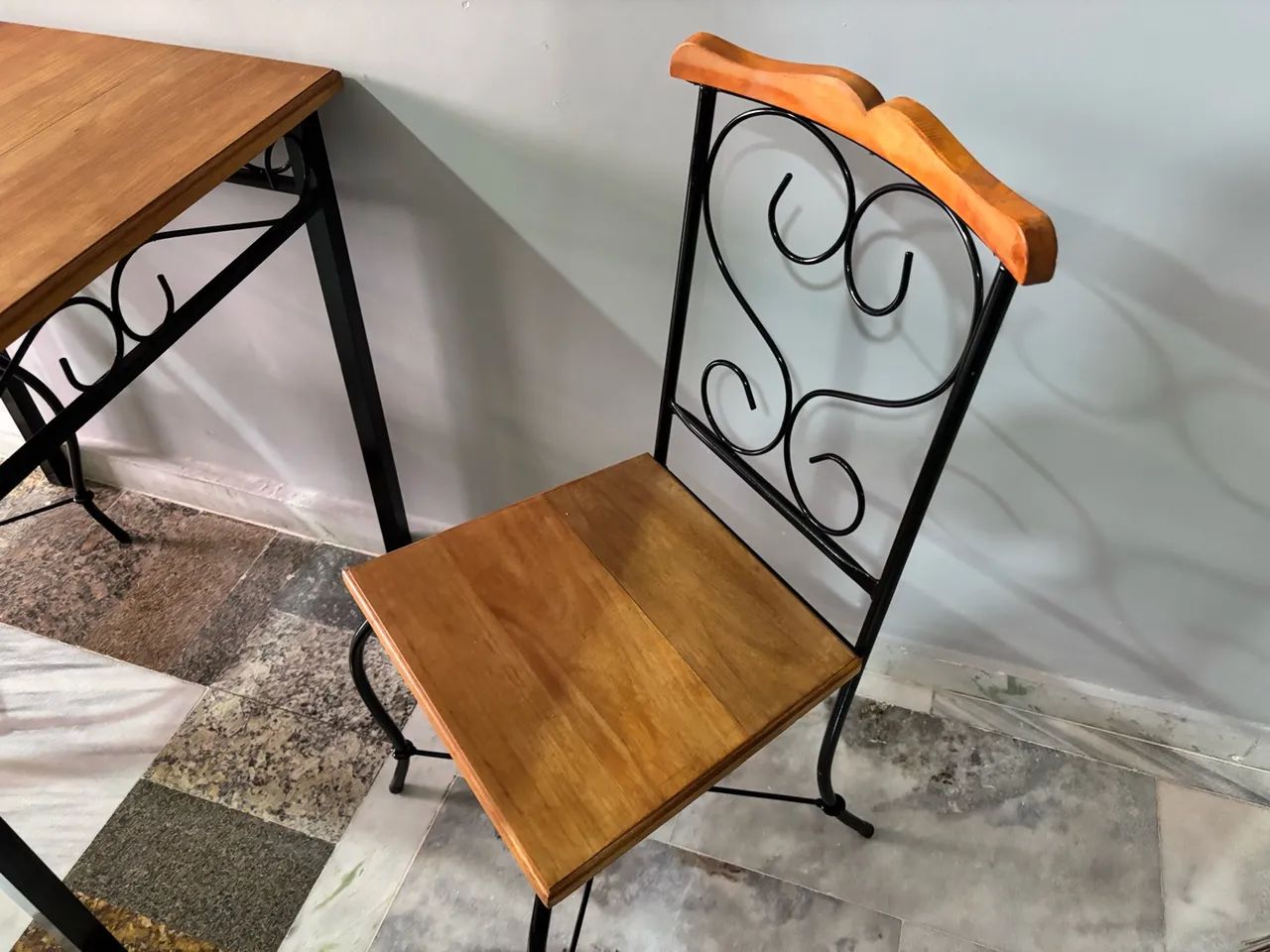 Mesa rustica madeira e ferro - Foto 5
