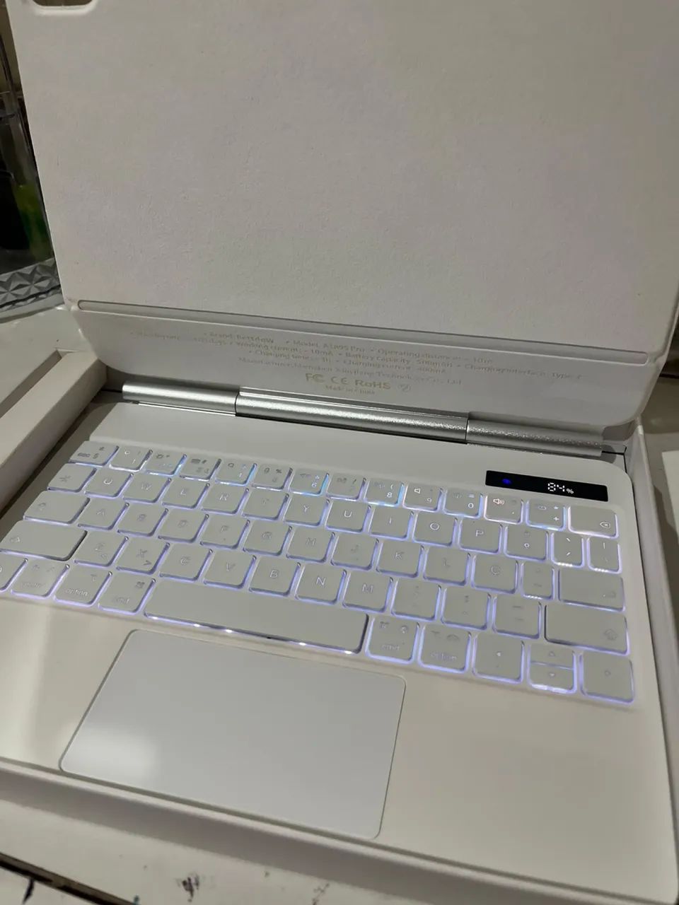 Teclado magnético para iPad 10 - Foto 2