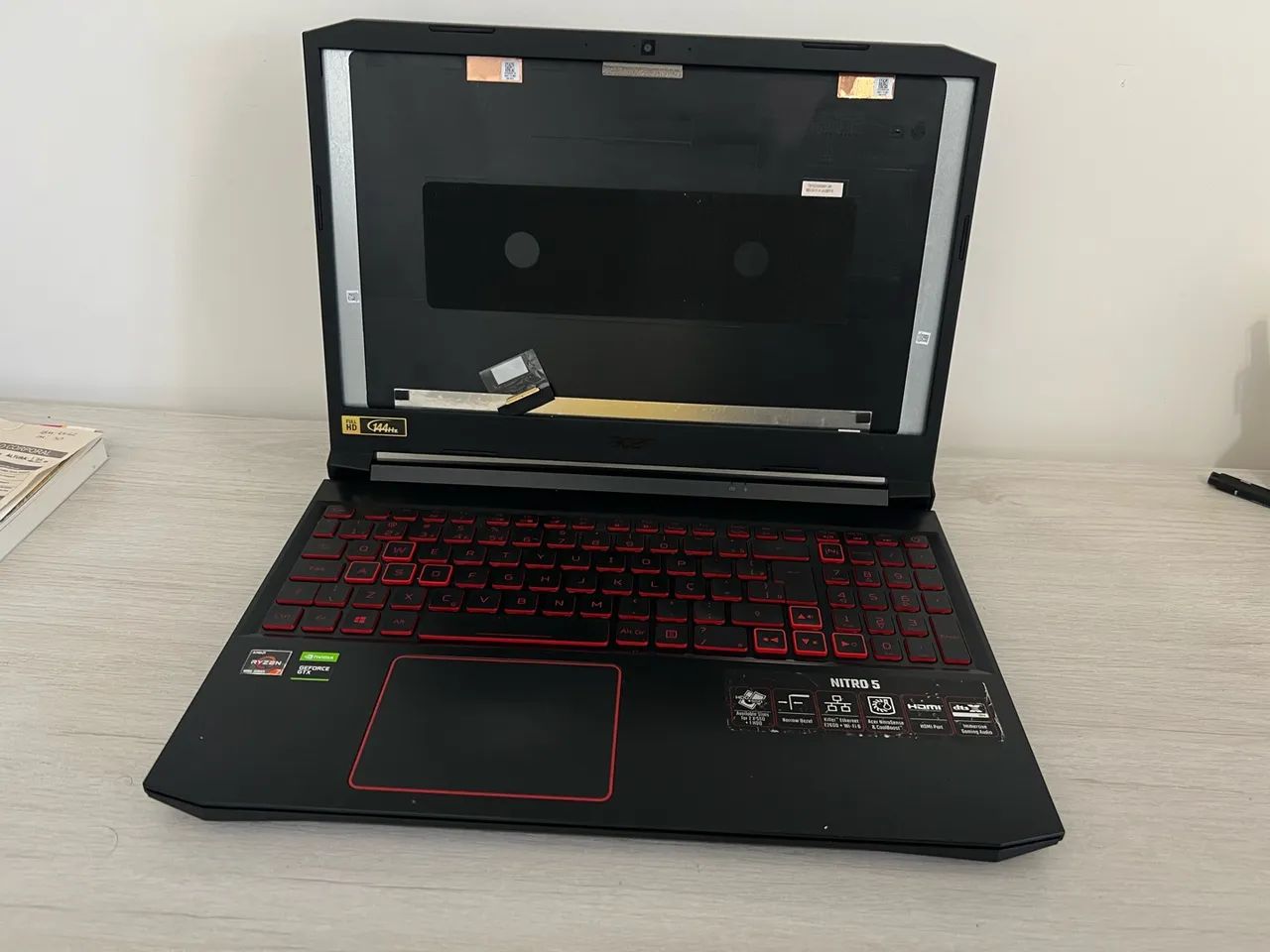 Carcaça nitro 5 Original com teclado e cooler