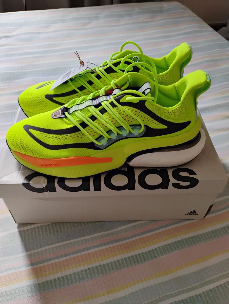 Tênis Adidas AlphaBoost V1 Original Novo Tamanho 43. - Calçados