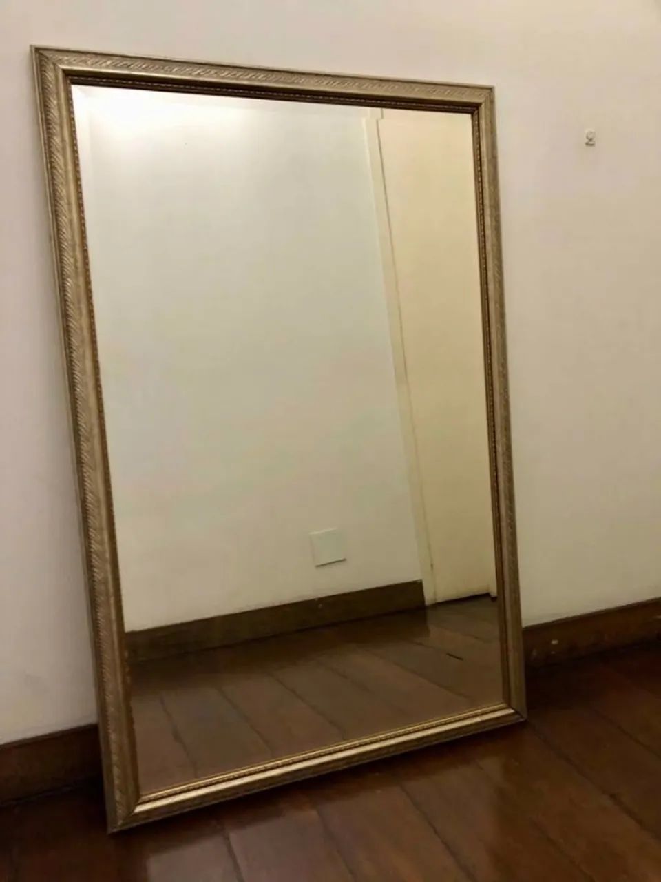 Espelho Grande Retangular com Moldura Clássica Dourada - Foto 2