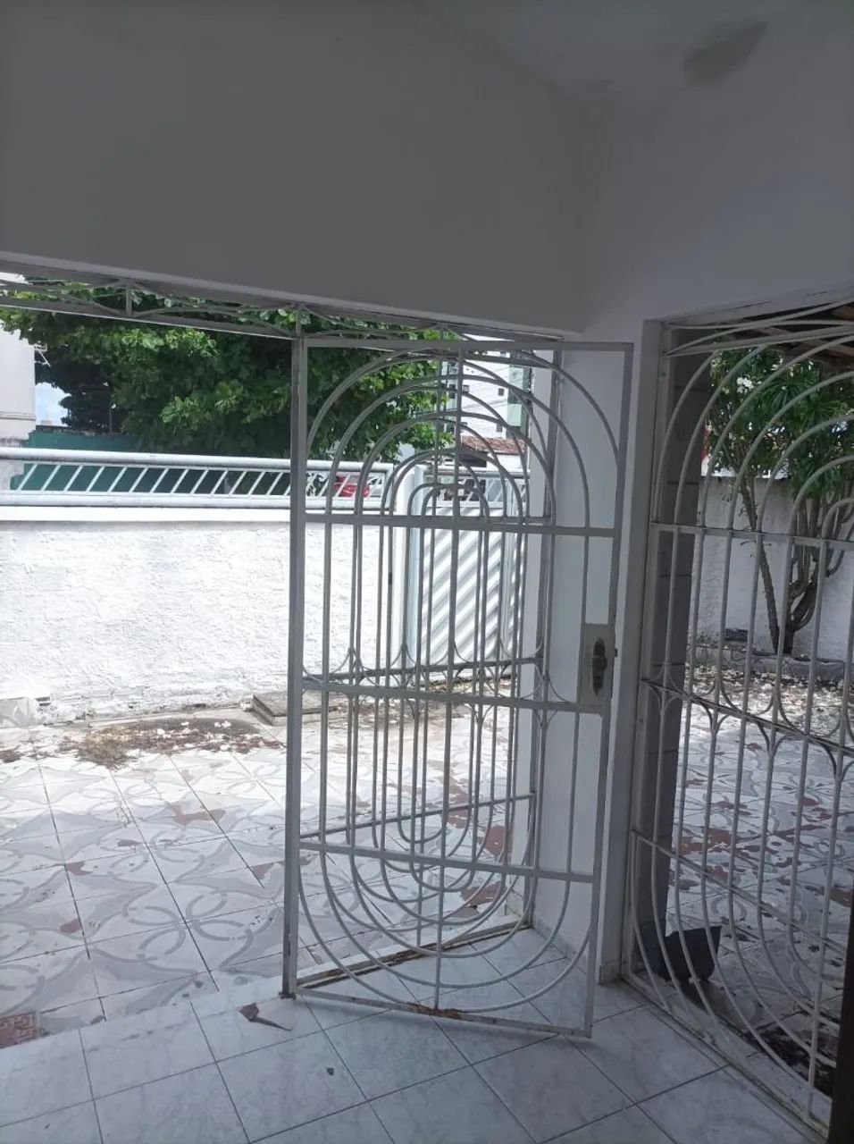 Ótima Casa com Ponto Comercial à Venda no Ernesto Geisel! ?? Localização privilegiada, na  - Foto 3