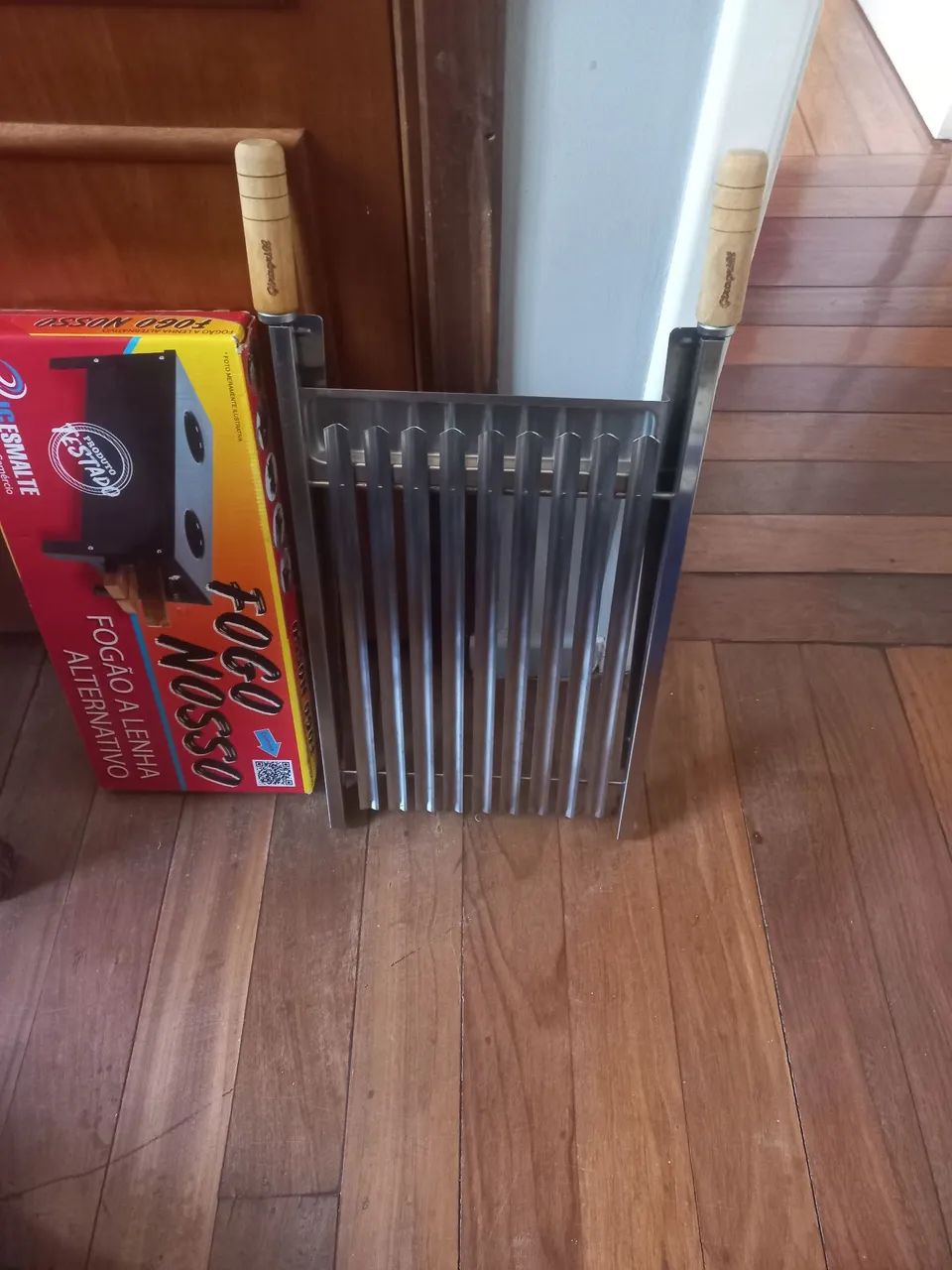 Grelha Argentina inox giragrill  de primeira linha e fogão a lenha portátil  - Foto 2