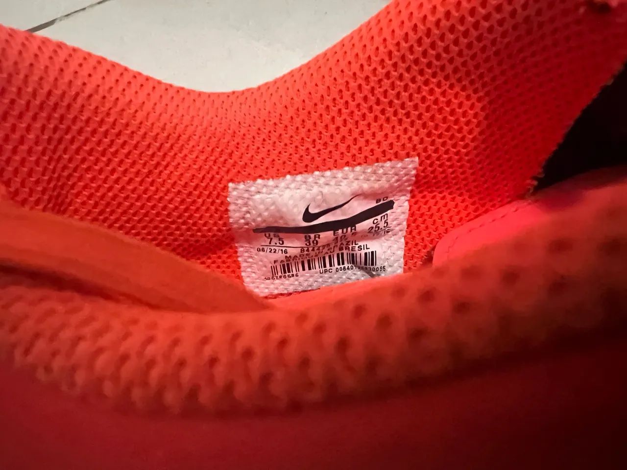 Chuteira Nike Hypervenom laranja rosa e roxa  - Foto 2