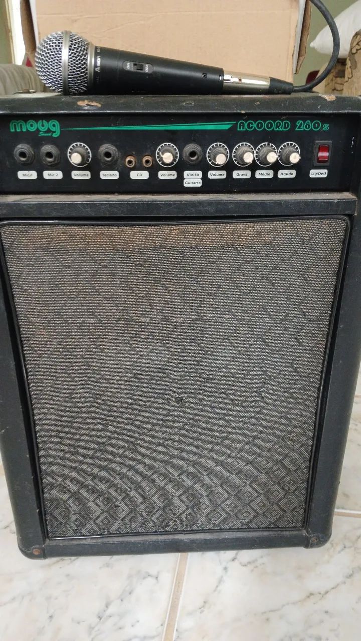 Caixa de som com microfone profissional  de 30 watts rms - Foto 3