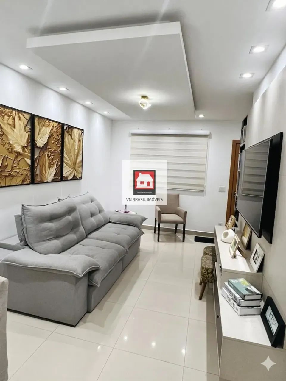 Sobrado com 04 dorms com suíte e lazer completo em Suzano-SP