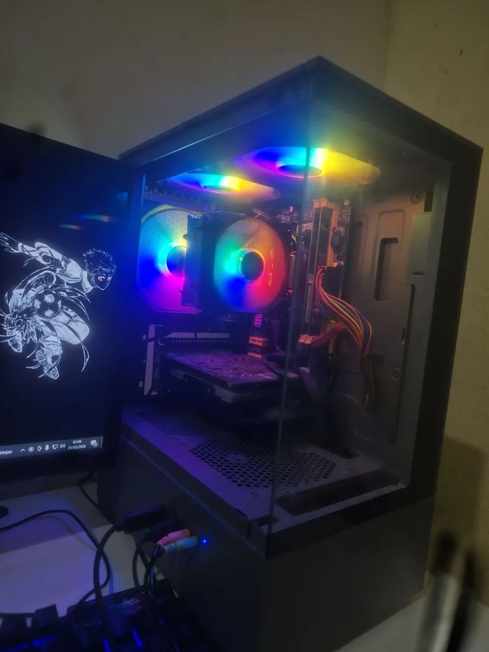 Computer 443789925470054400