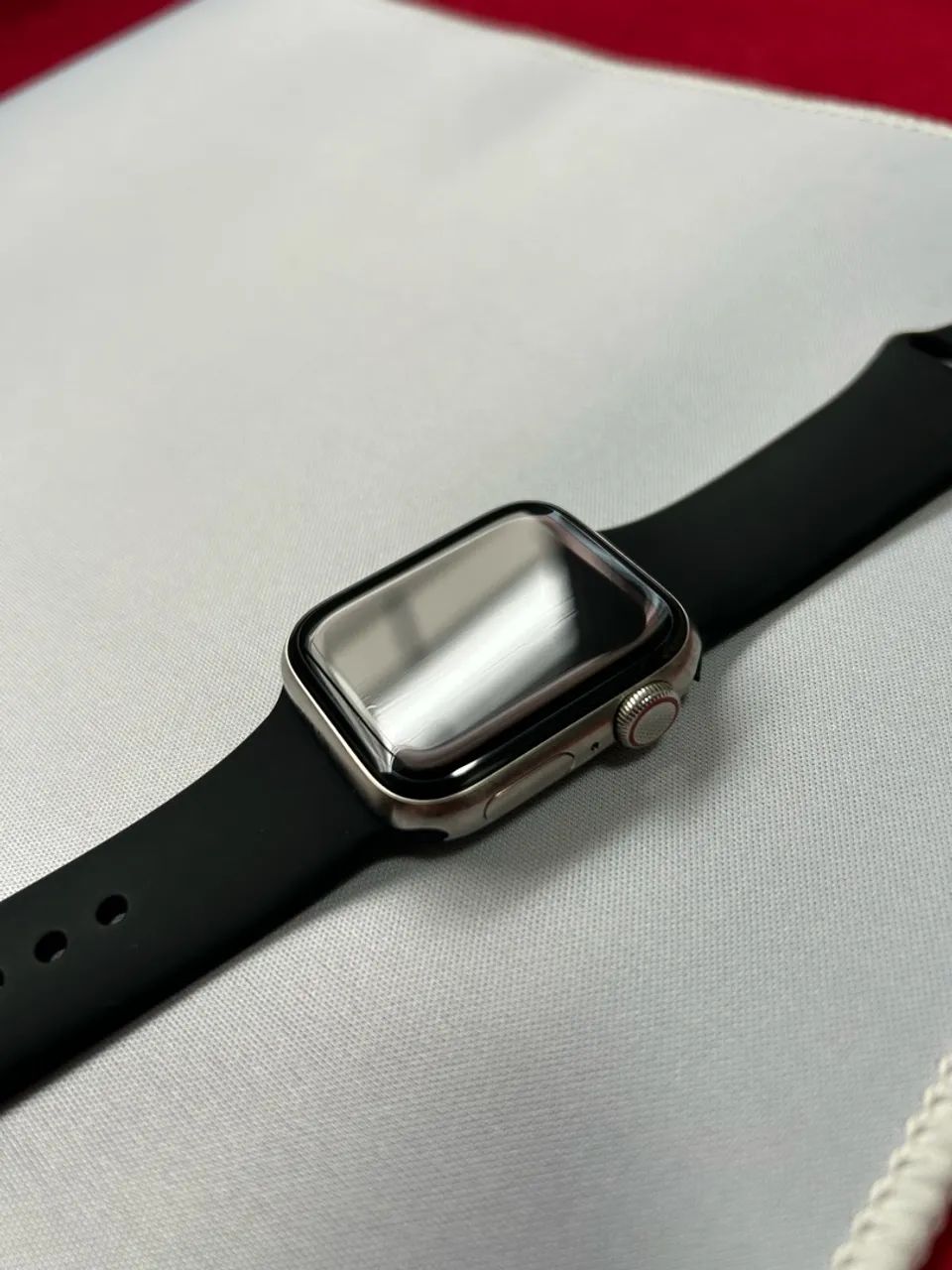 Apple Watch Series 5 Titânio