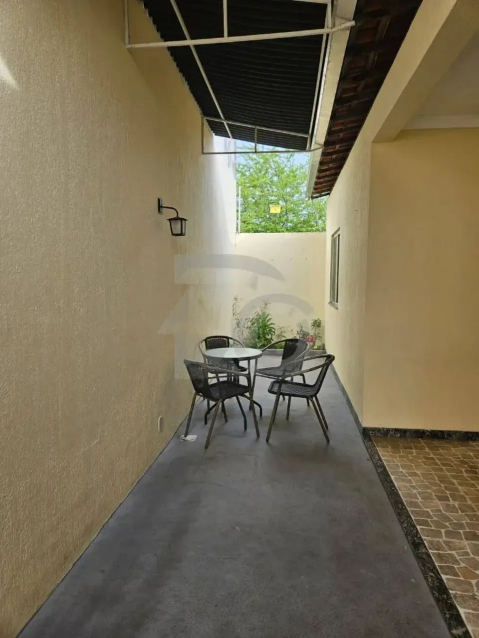 Casa na Atalaia à Venda com 3 Quartos, Varanda e Excelente Localização - Foto 3