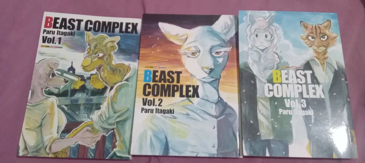 Pac mangá Beastcomplex em ótimo estado de conservação 
