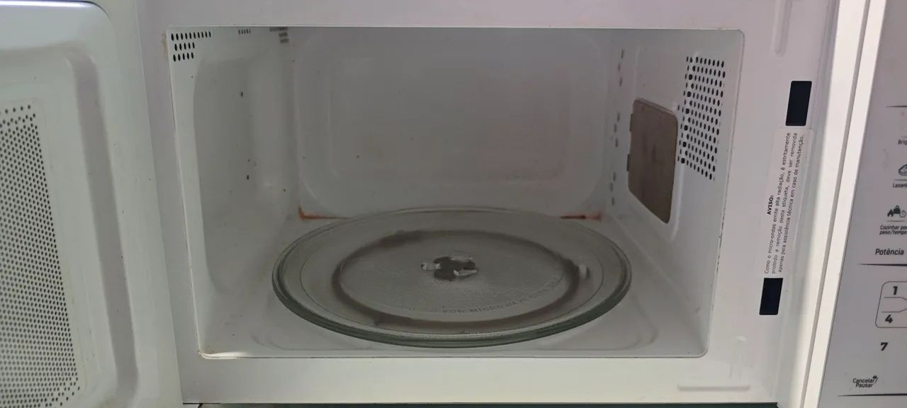 Microondas Britânia 20 l - Foto 2