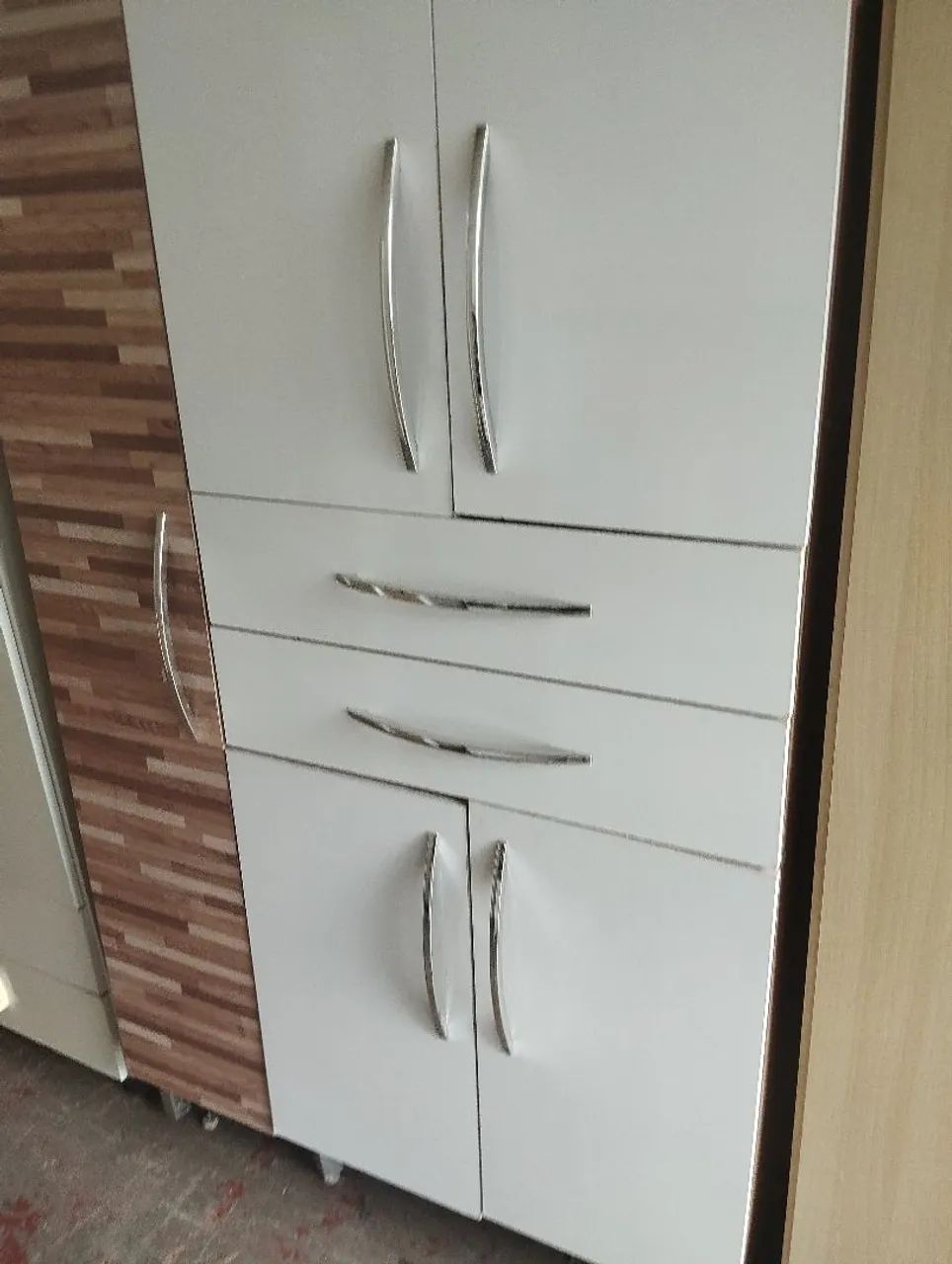 Armário mult funcional