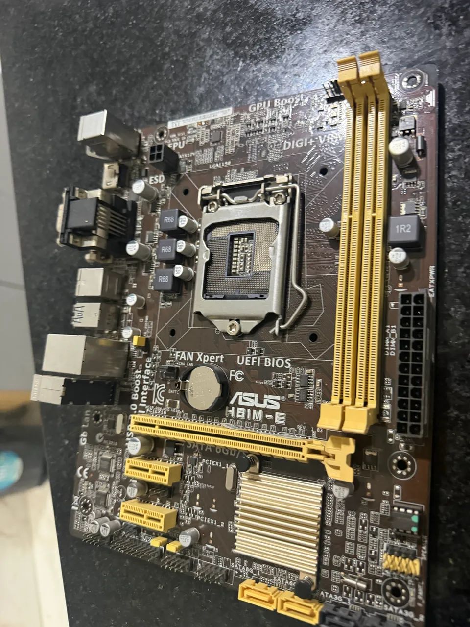 Placa mãe asus h81 