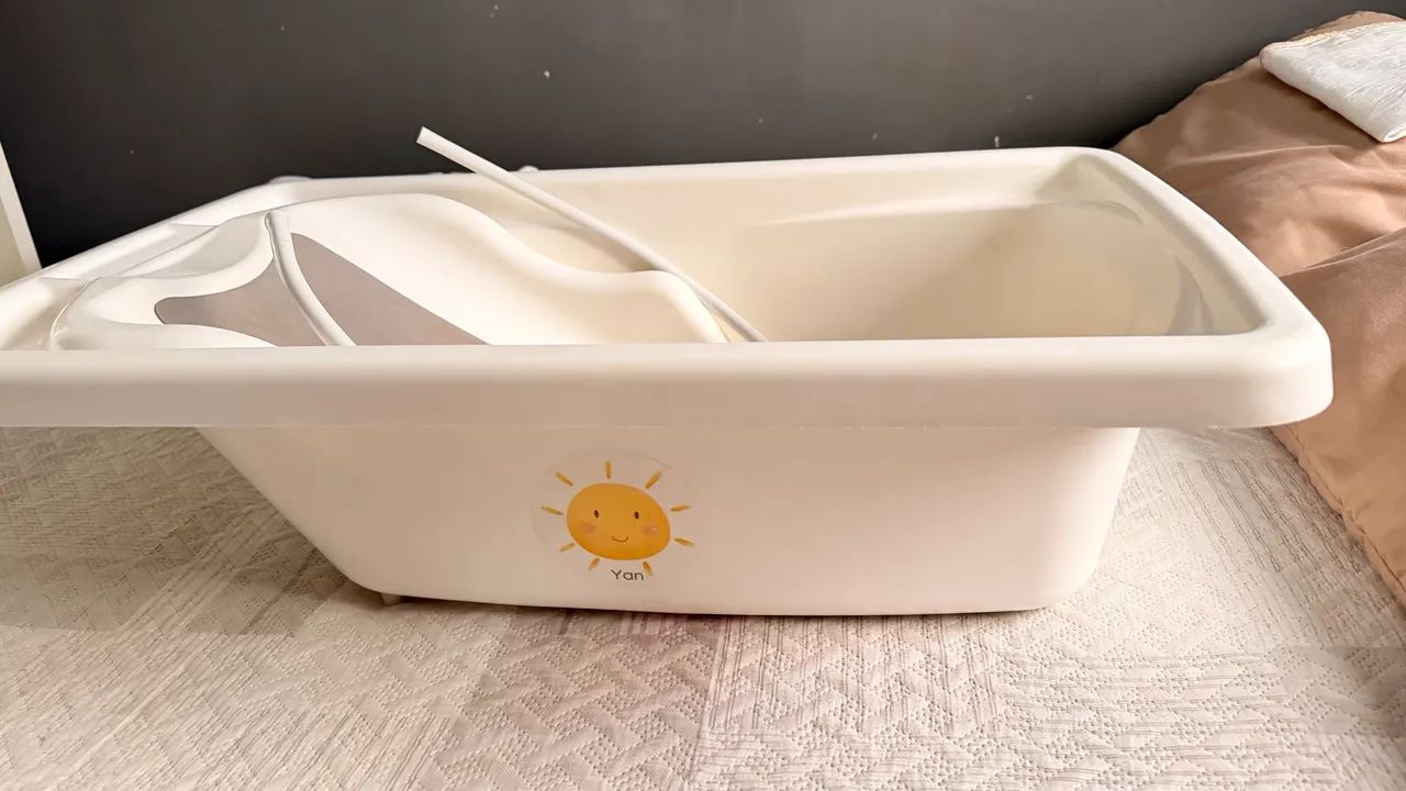 VENDE-SE BANHEIRA PARA BEBÊS 