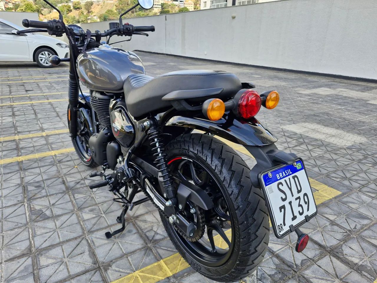 Hunter 350  - Foto 2
