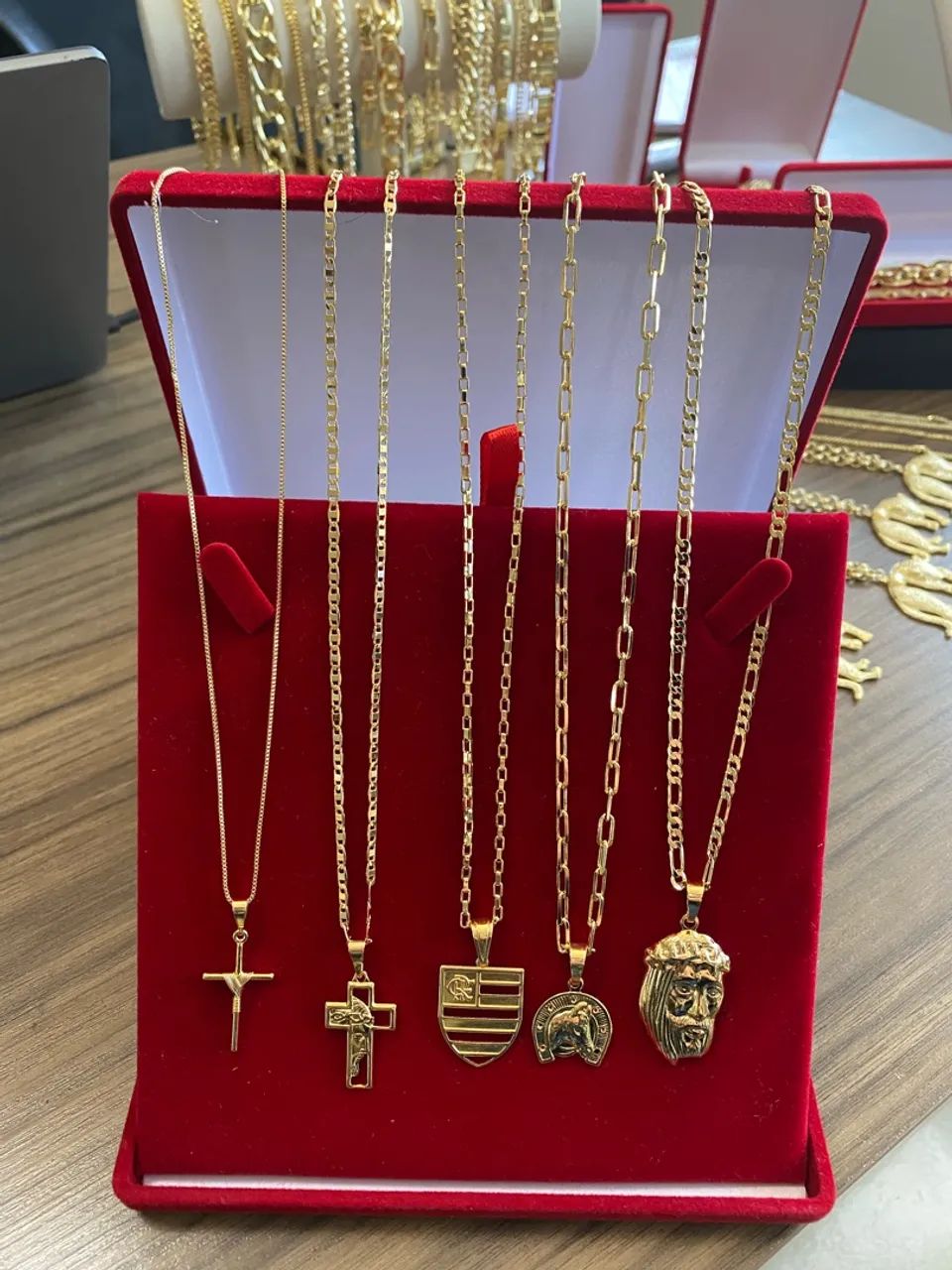 Correntes moeda banhada a ouro 18k