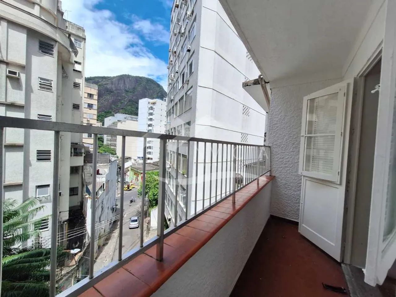 APARTAMENTO 7 QUARTOS , COM VISTA PARA O CRISTO REDENTOR