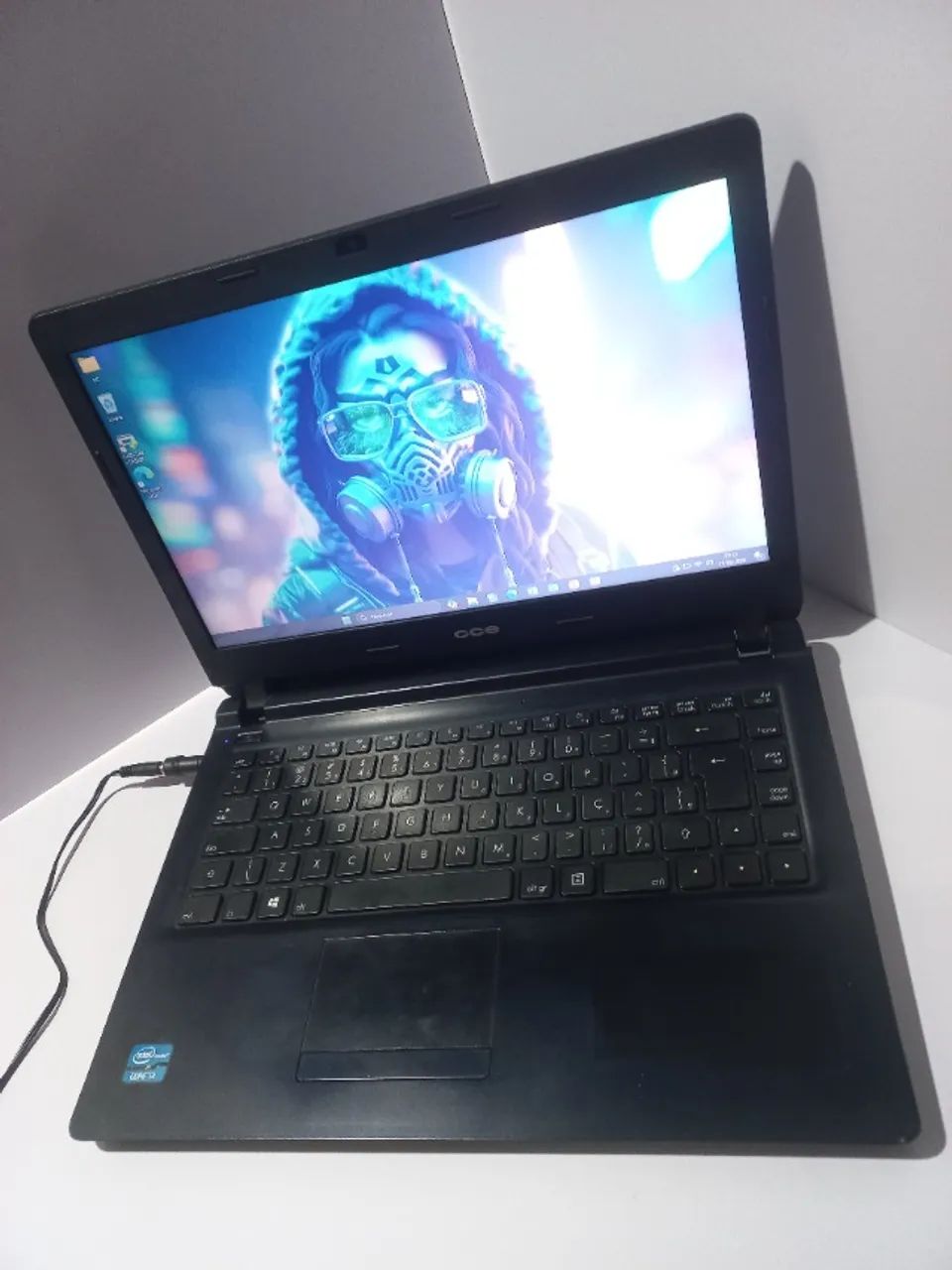 Notebook CCE i3 3ª Geração 4GB 500GB Windows 11