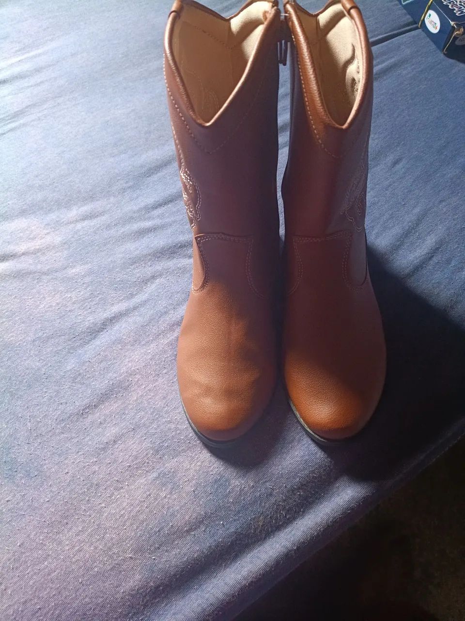 Bota - Foto 2