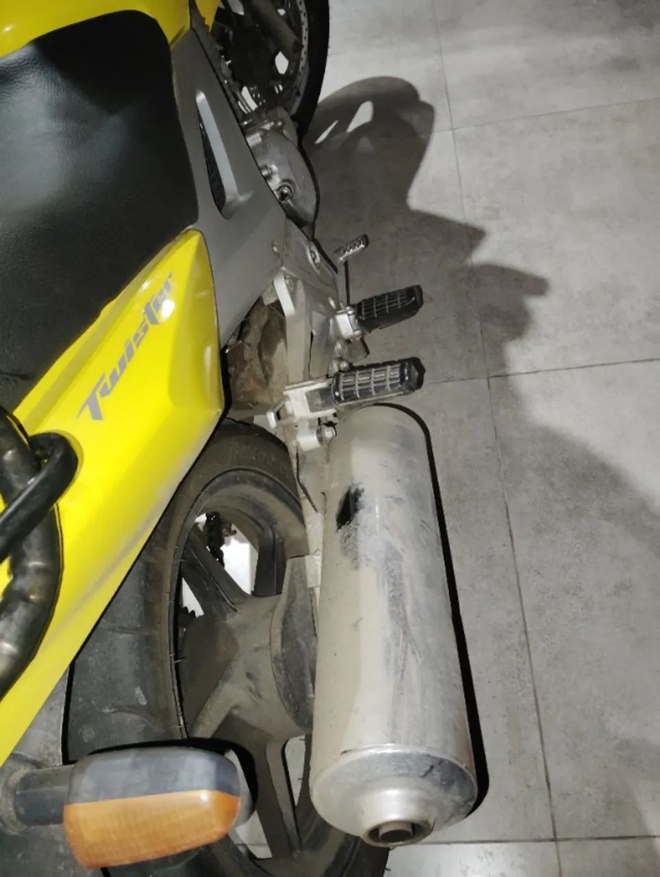 CBX 250 Twister  - Foto 3