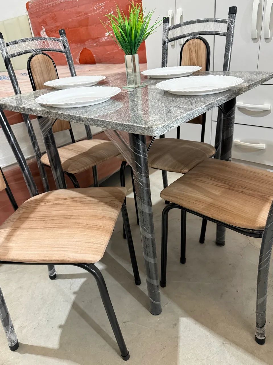 Mesa de jantar de mármore com 4 cadeiras em mega Promoção! - Foto 5