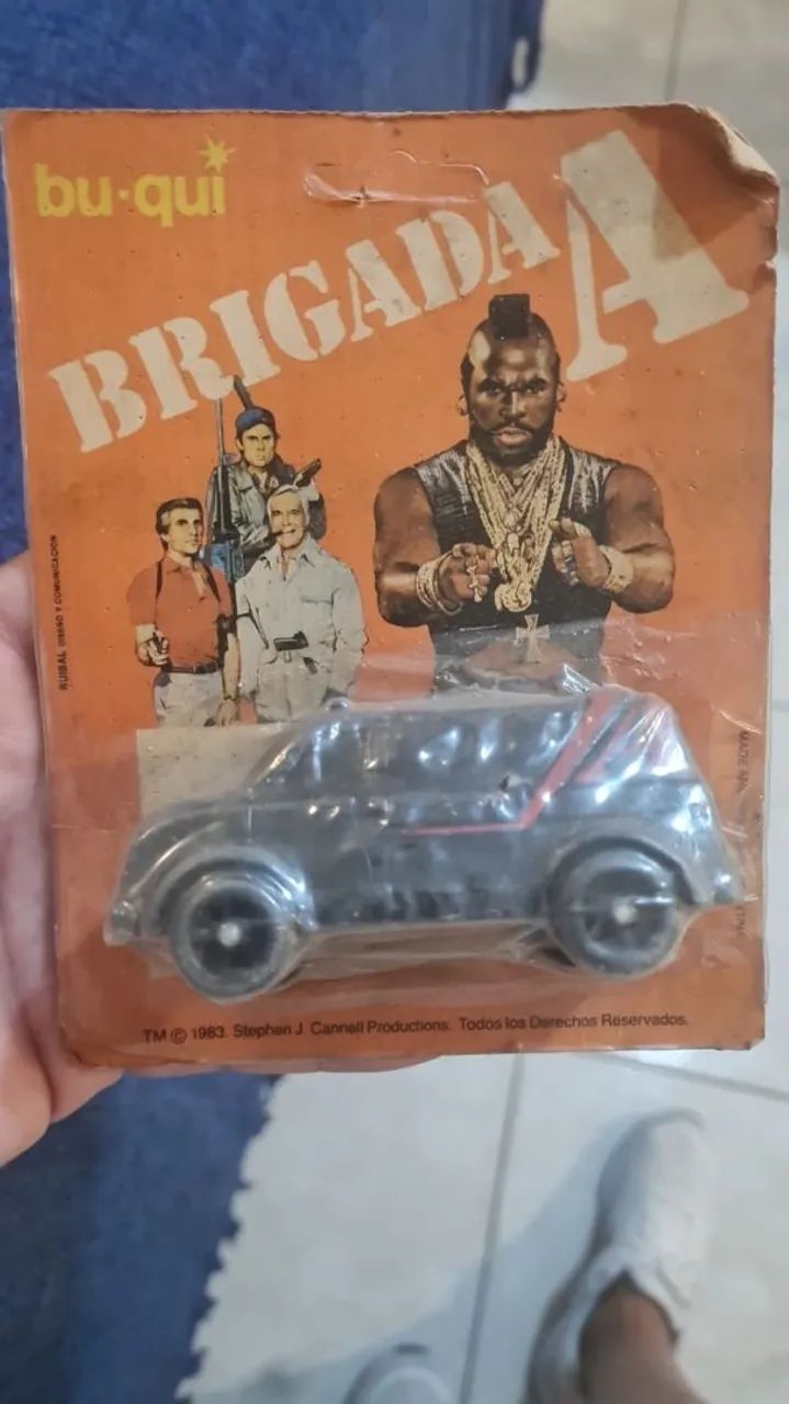 Carrinho antigo esquadrão classe A  