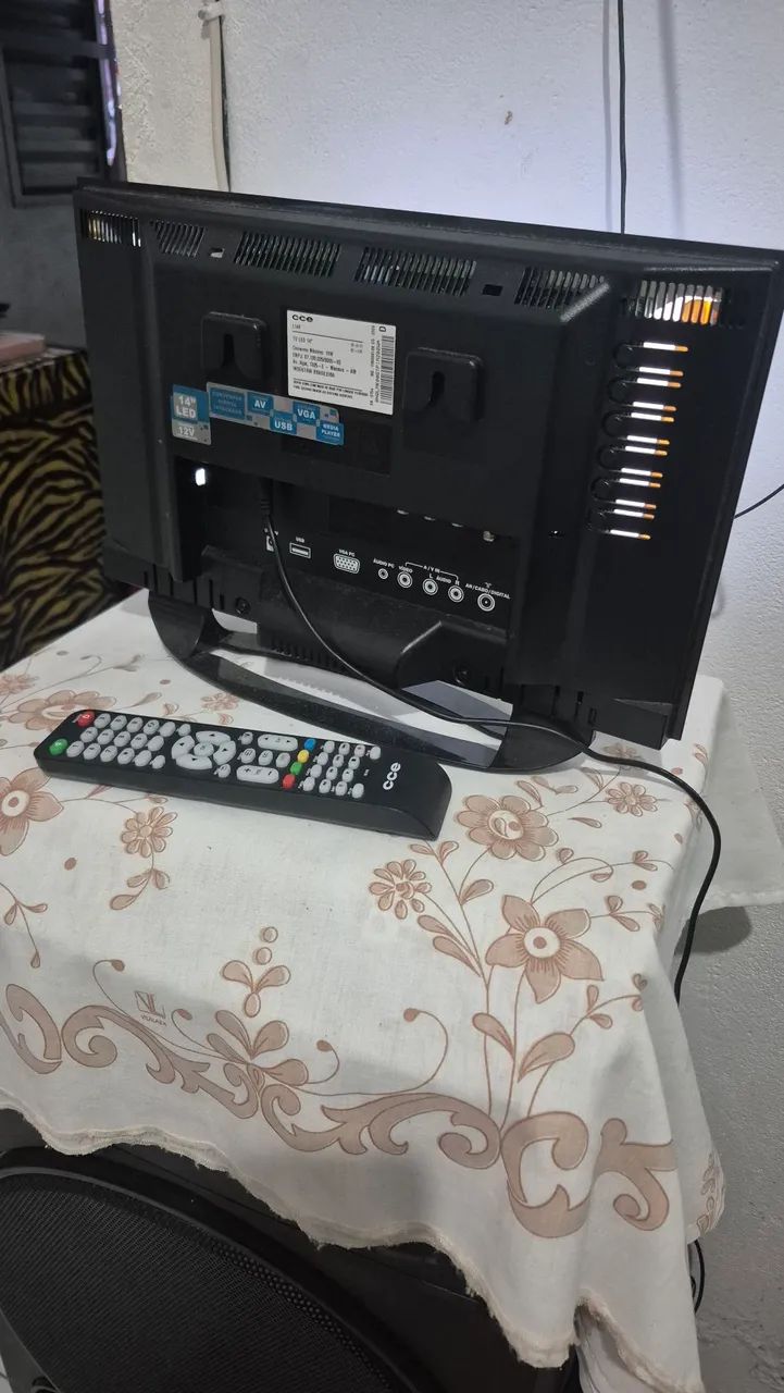 Tv cce com defeito  - Foto 5