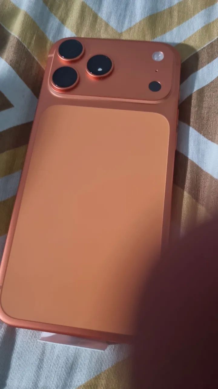 Iphone 17 pro max novo 12 mes garantia - Foto 2