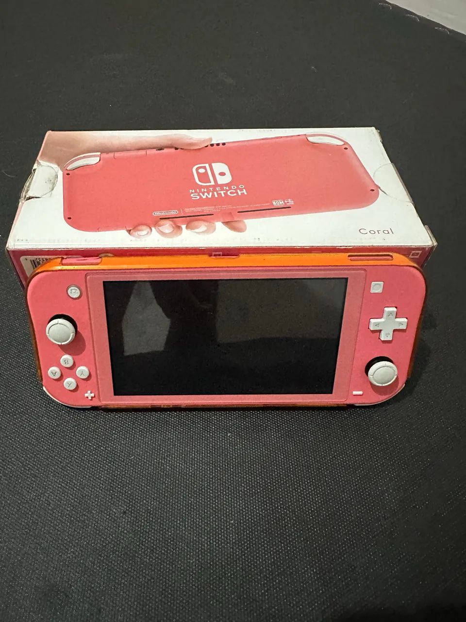 Nintendo Switch lite + 2 jogos + case + carregador original