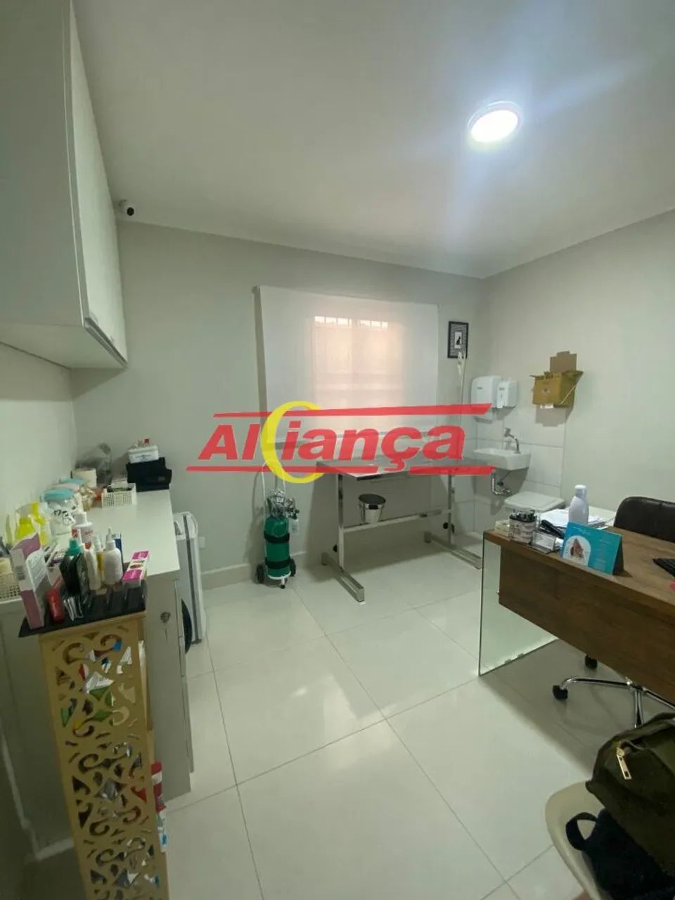 Vende-se belíssimo espaço comercial em funcionamento para Clínica Veterinária - Foto 5