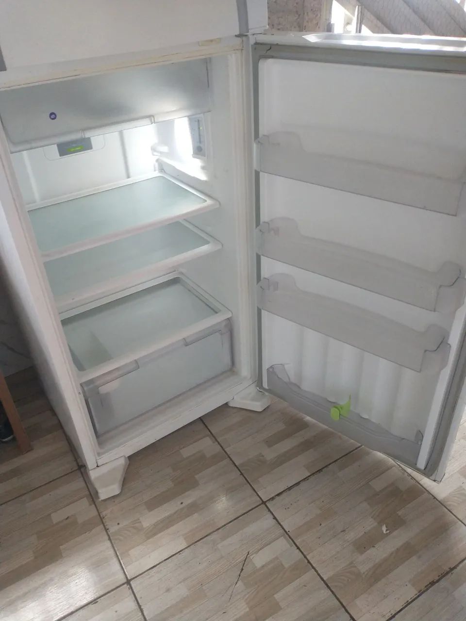 Vende-se geladeira consul - Foto 3