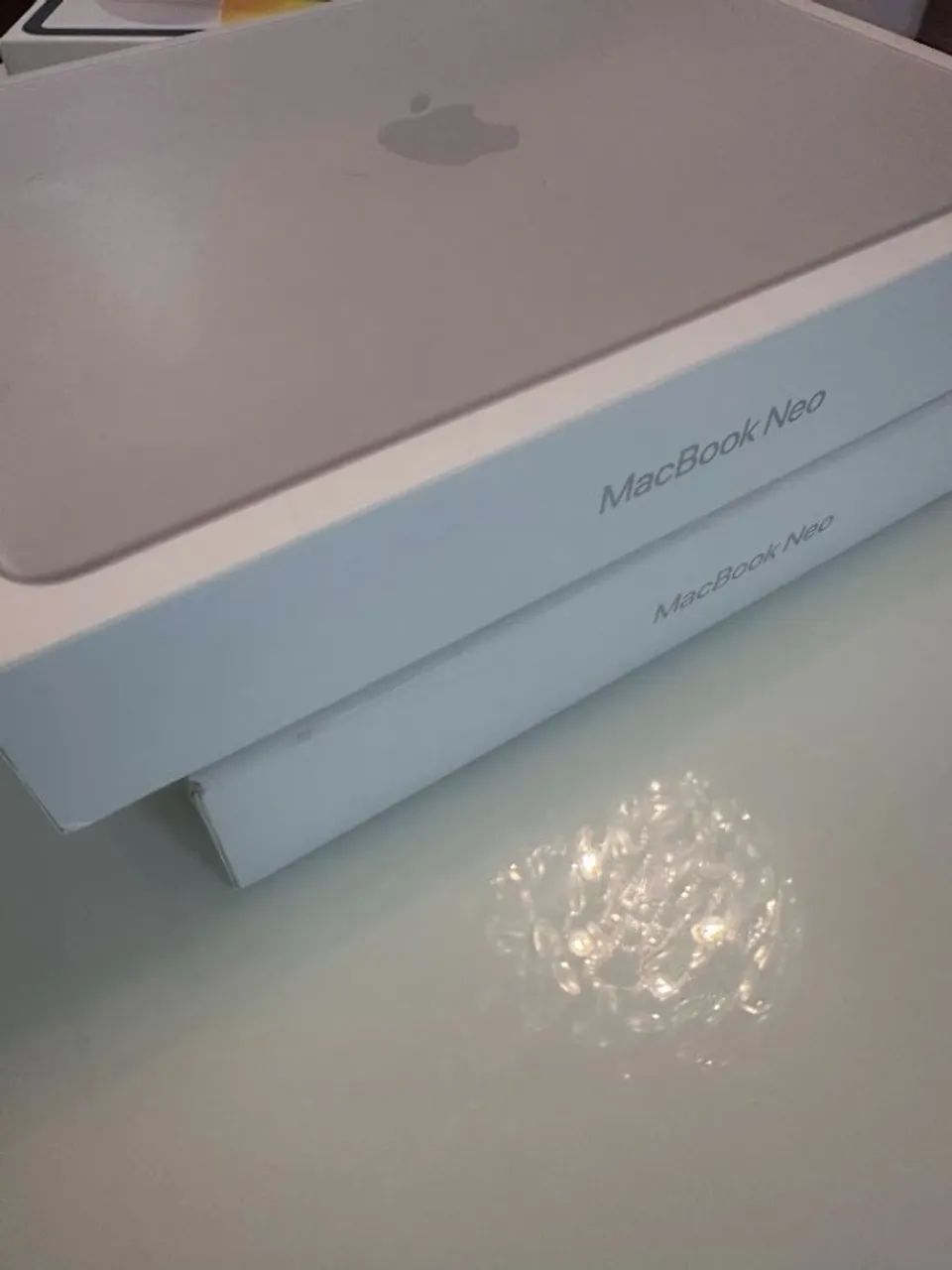Apple MacBook NEO シルバー　13インチ　256GB Apple Macbook Neo 13 Polegadas / 8 Gb Ram / 256 Gb Ssd | MercadoLivre