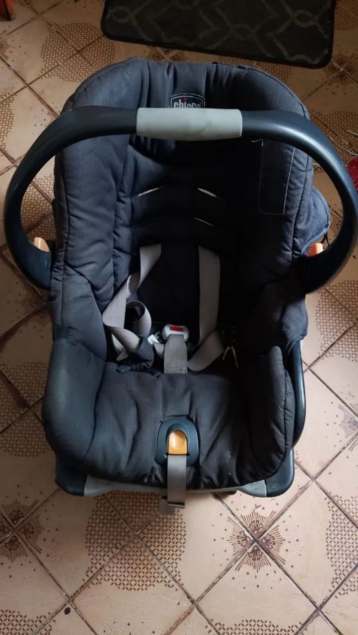 Cadeirinha de carro pra bebê 