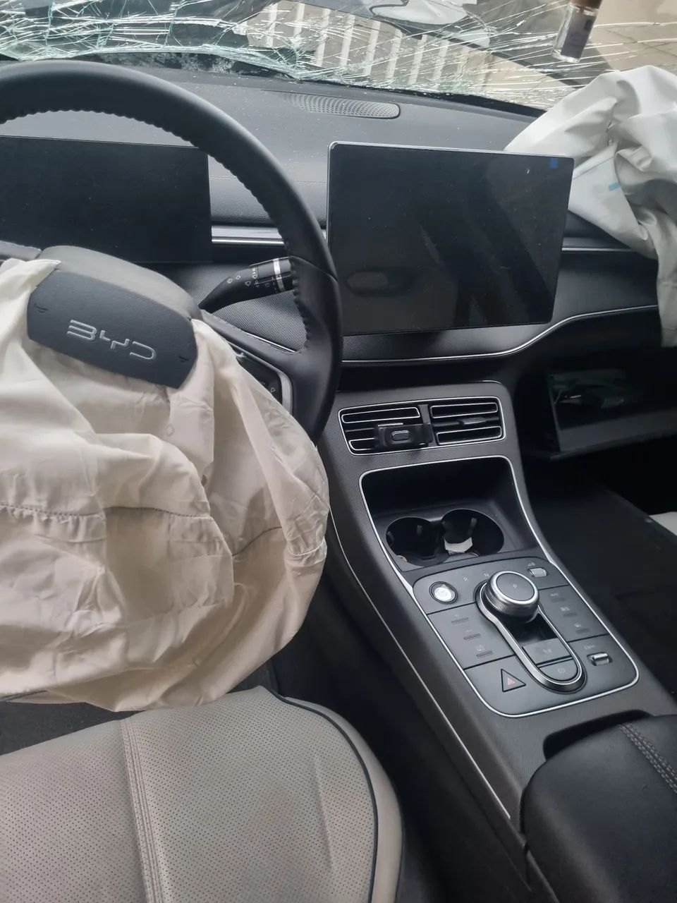 Byd King GS( peças para sucata somente) - Foto 5