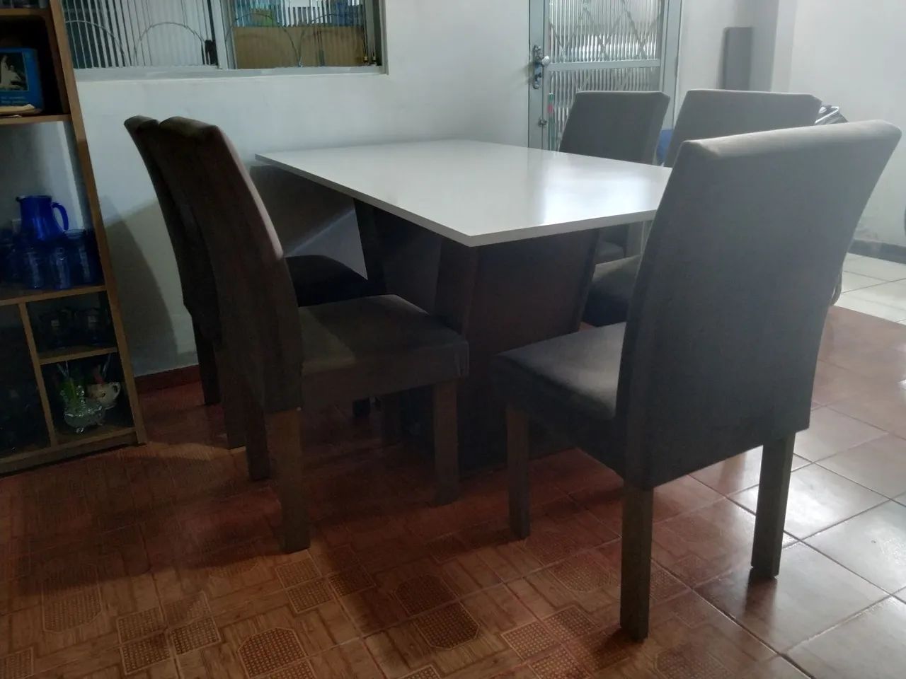 Mesa de jantar com 6 cadeiras - Foto 2