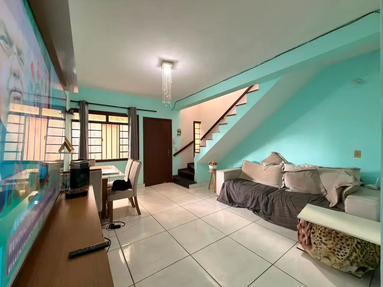 Casa Geminada com 2 quartos 2 banheiros 1 vaga