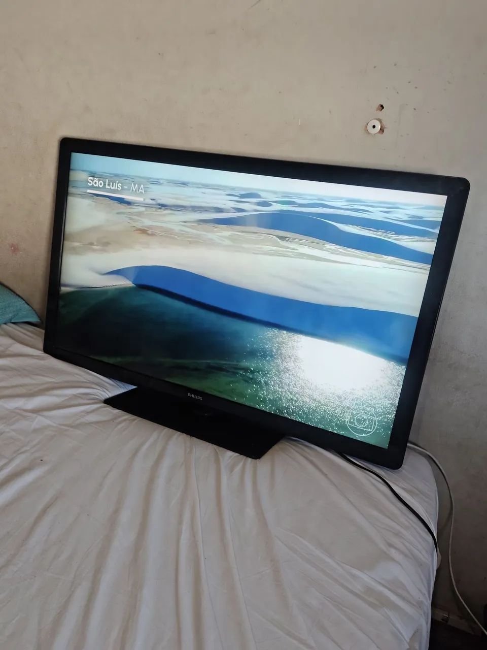 Vendo tv Philips de 47 polegadas  - Foto 3