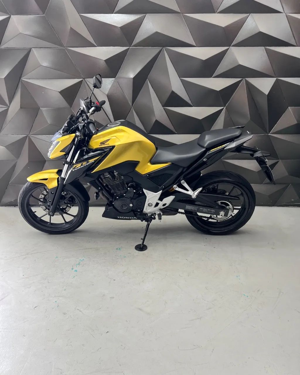 CB 300F Twister Flex - Foto 5