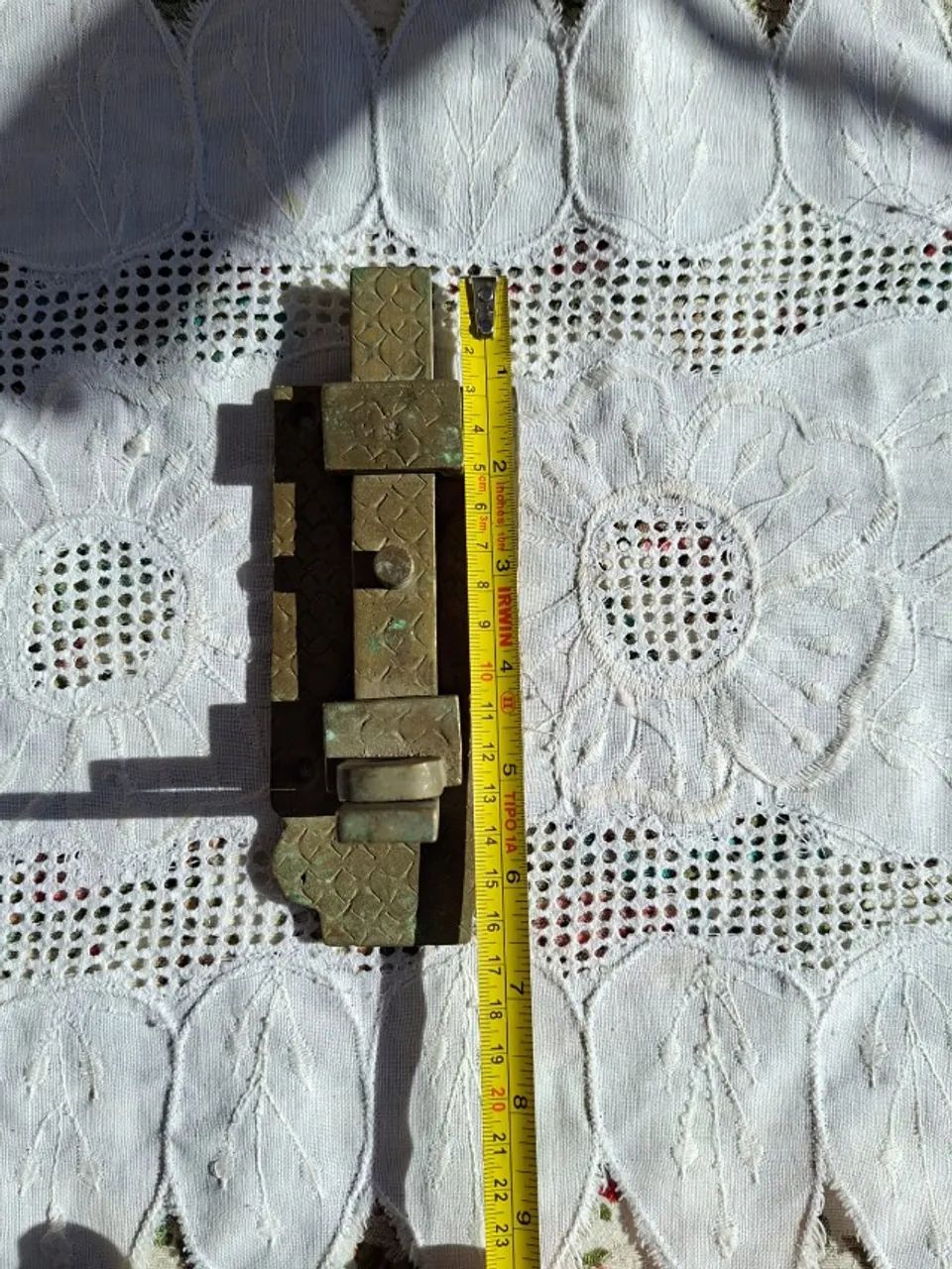Trinco antigo em bronze  - Foto 2