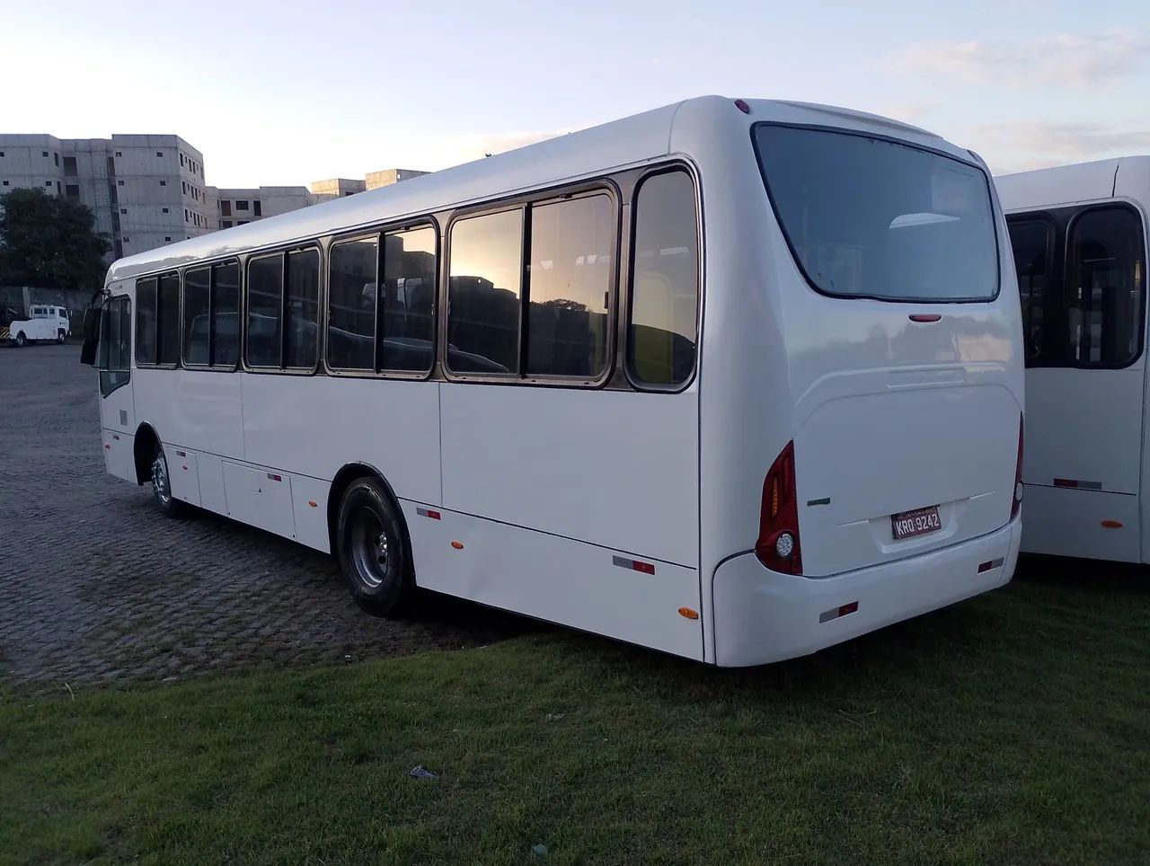 Neobus ano 2017 Mercedes 1519 com 37 lugares sem ar condicionado  - Foto 6