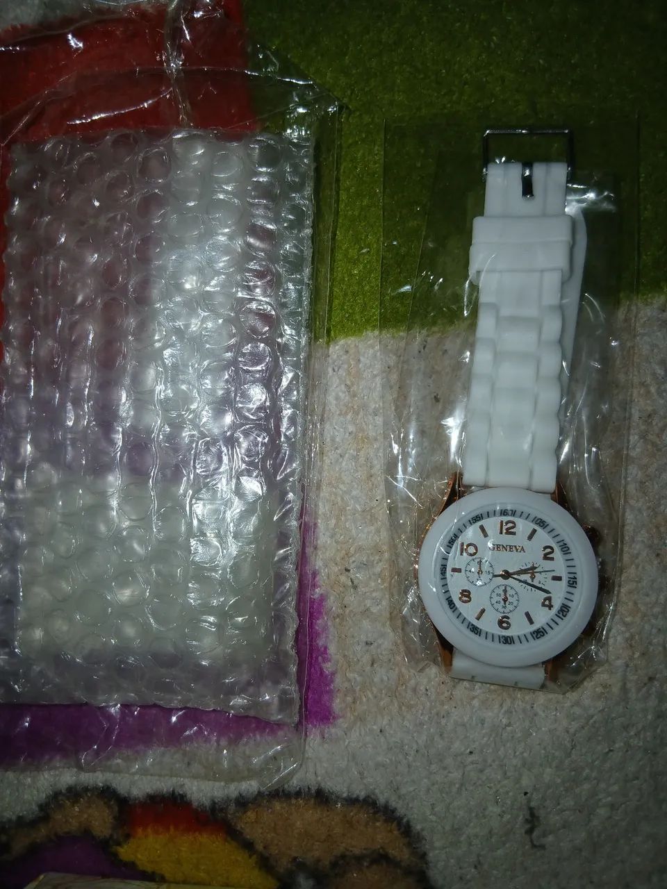 Relógio branco genera 30 reais  - Foto 2