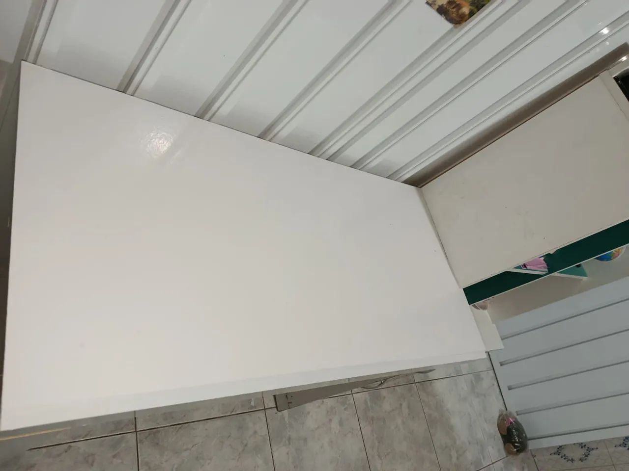 Escrivaninha branca  - Foto 2