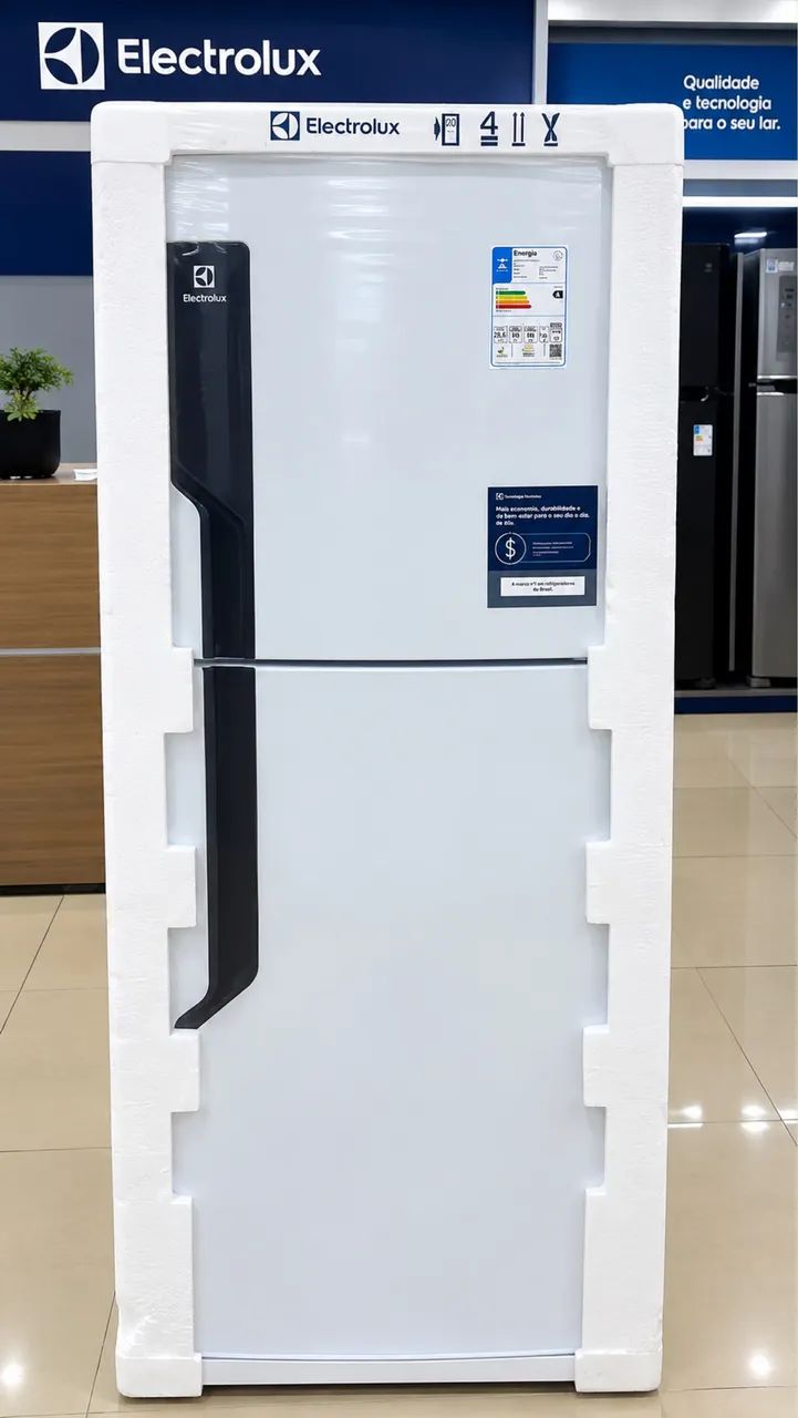 VENDO GELADEIRA ELECTROLUX NOVA