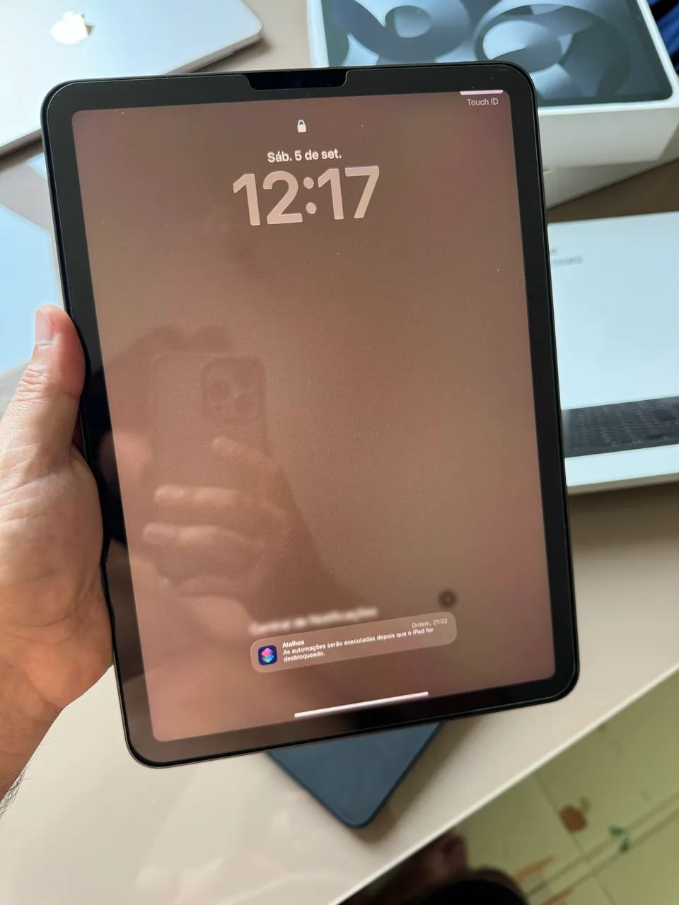 Vendo iPad Air M1 com caixa e acessórios - Foto 5