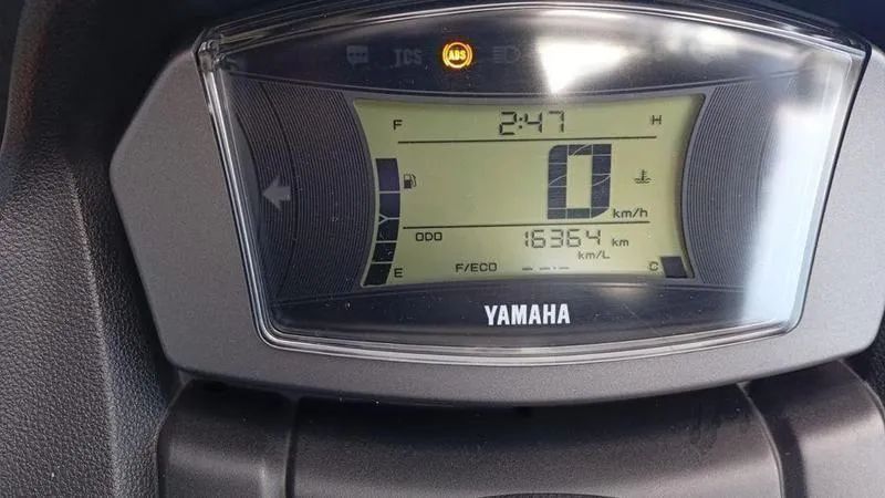YAMAHA NMAX 160 2024 - Foto 2