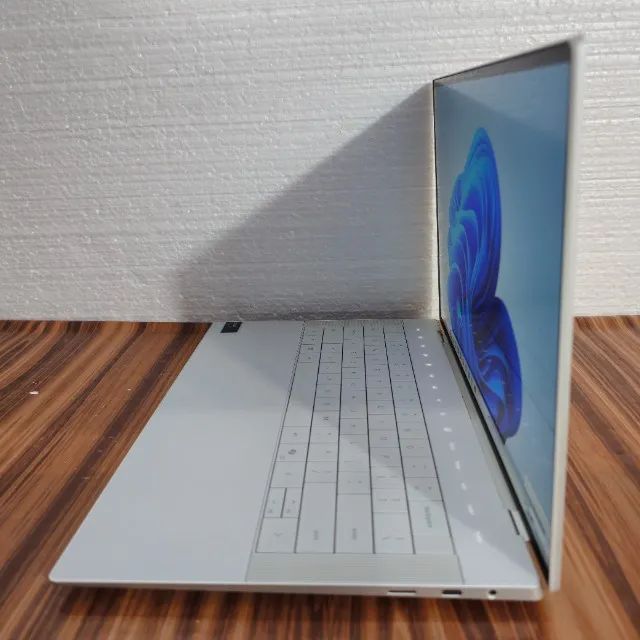 Dell XPS 9440 Ultra 7 155H 3.8GHz 16GB 512GB NVMe 14 FHD+ 500nits Biometria T.R Iluminado - Foto 3